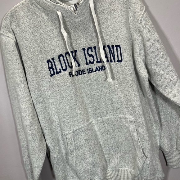 NEW ESY Surf Co Women’s Grey Block Island Rhode Island Embroidered Pullover Top - Picture 6 of 11